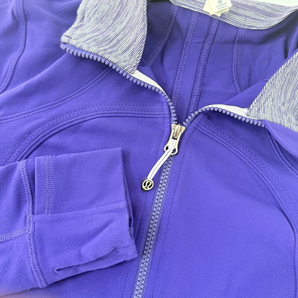 Lululemon Hustle In Your Bustle Jacket Womens 8 Purple Full-Zip Crop Thumb Holes - Picture 1 of 6
